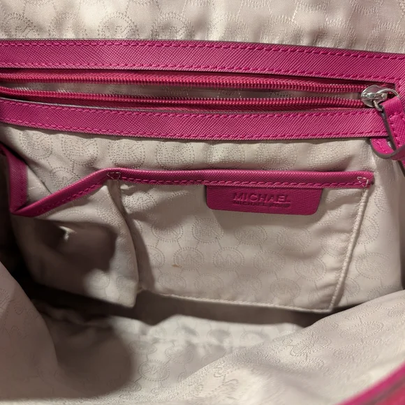 Michael Kors Fuchsia Shoulder Bag - Picture 4 of 9